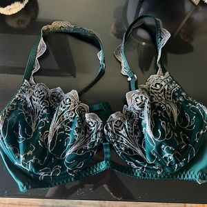 Free people geeen bra